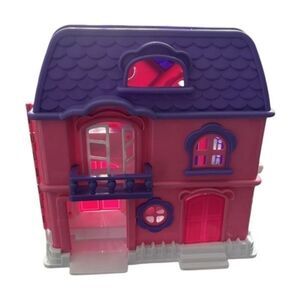 Kid Connection Folding Doll House No Accessories